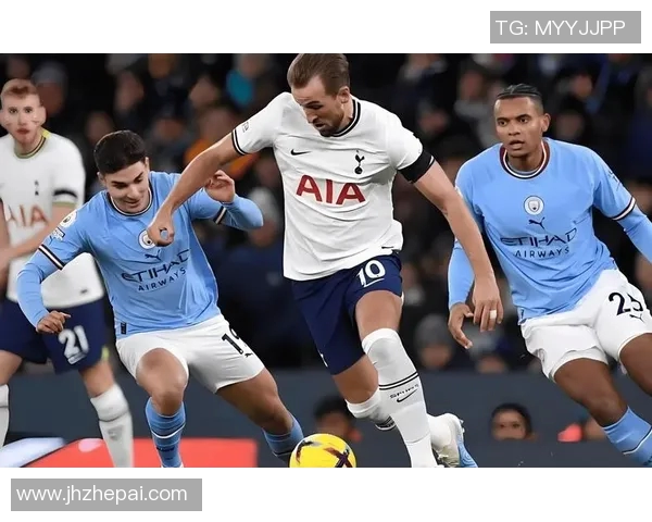 热刺足球明星高清图片欣赏与球员风采展示