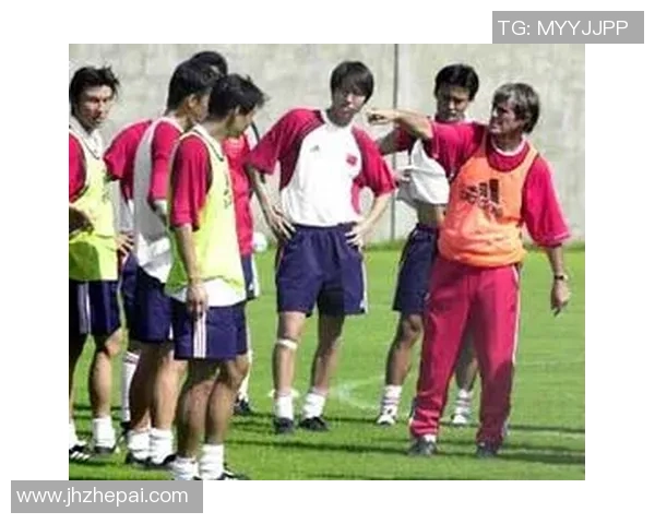 搞笑足球哥带你领略足球场上的奇葩瞬间与欢乐时刻